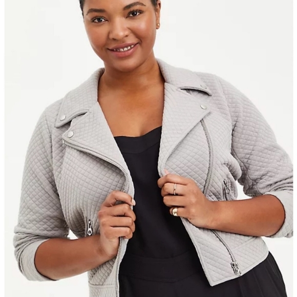 Torrid moto jacket grey quilted NWT size 5x (26/28) - Picture 3 of 15